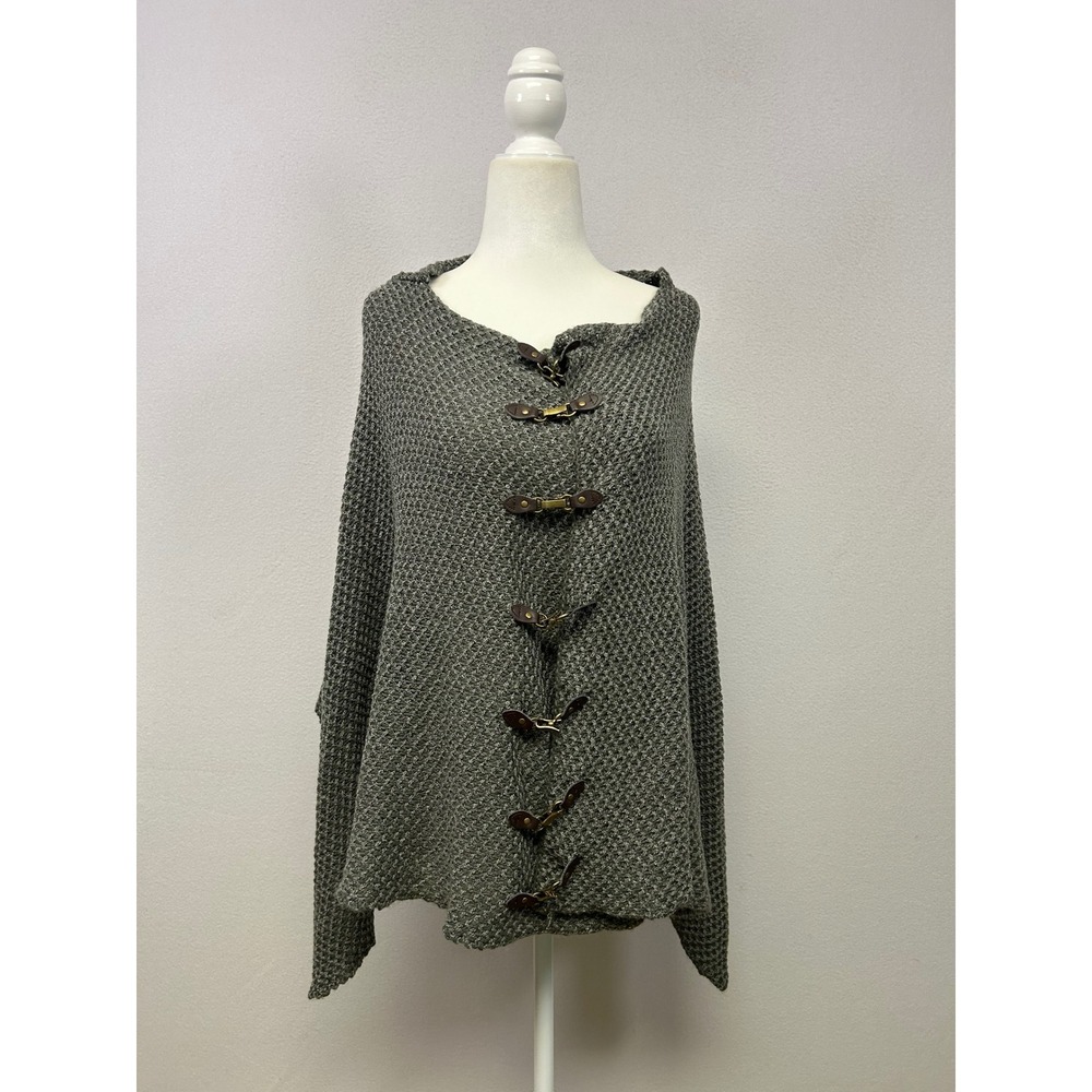 Boho Cabin Simply Noelle Womens One Size Olive Green Toggle Knit Poncho Wrap